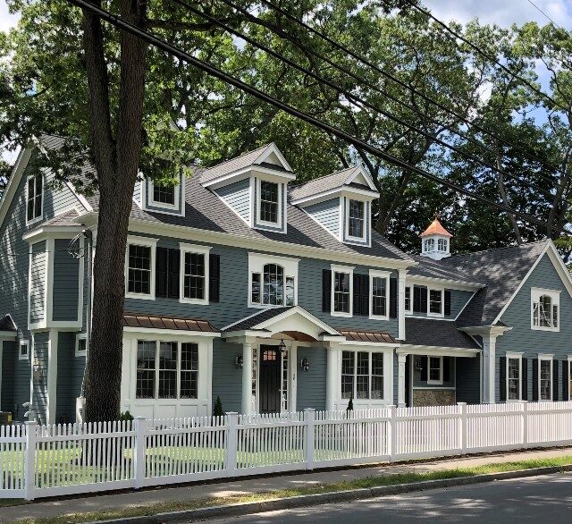 Vinyl Fence Installer in MA